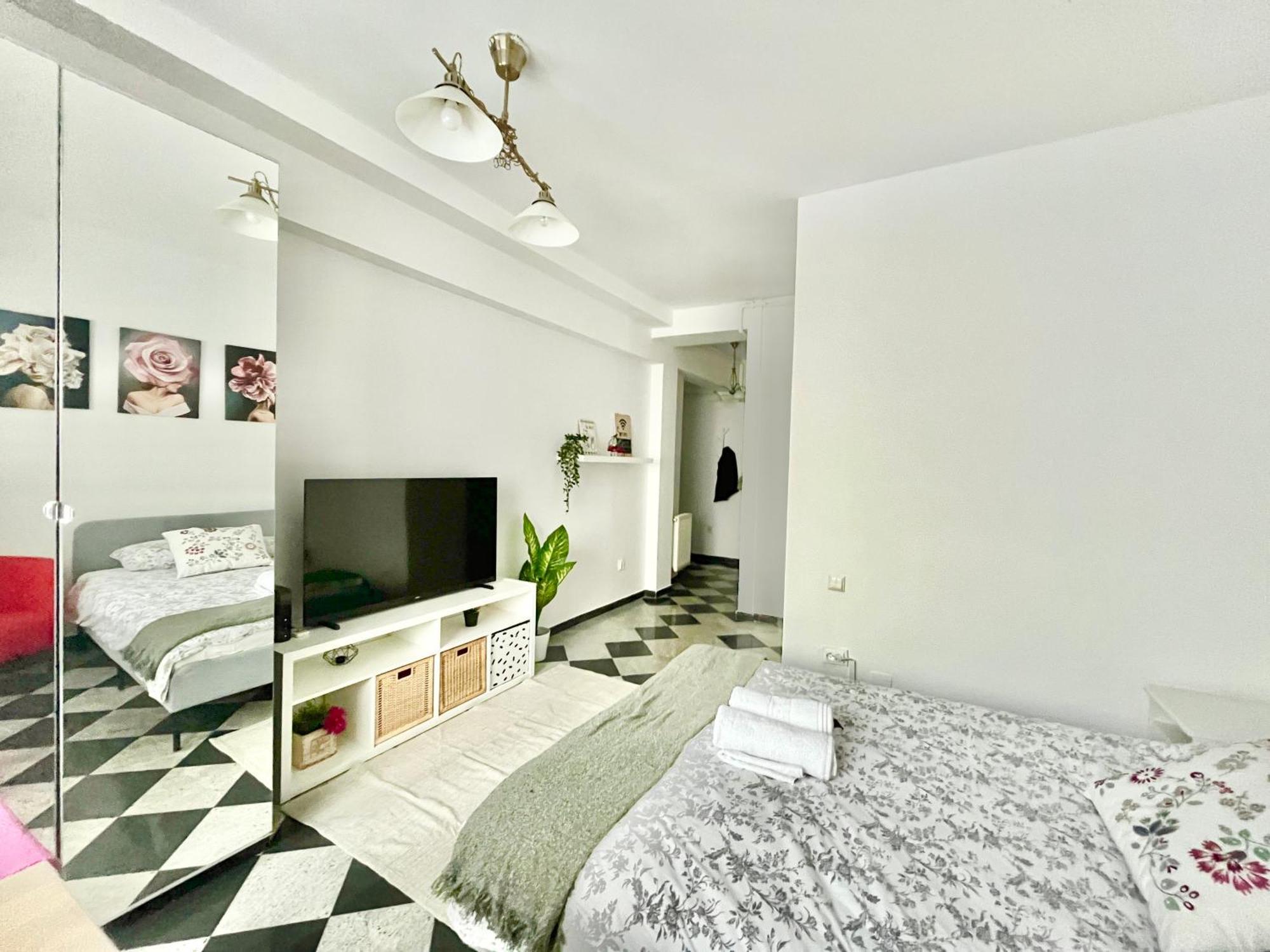 Victoriei Spacious Studio Букурещ Екстериор снимка